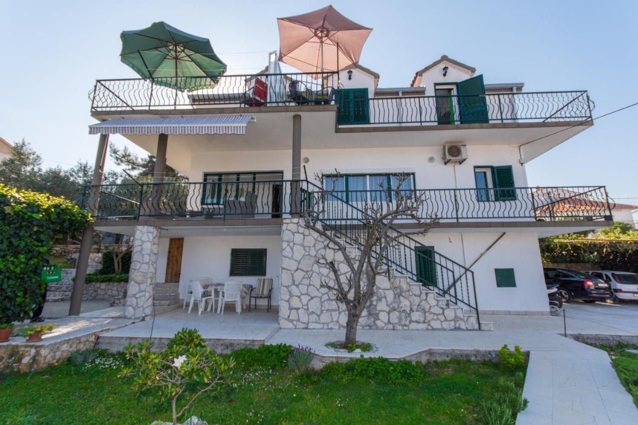 Apartments By The Sea Slatine, Ciovo - 1126 Trogir Exteriör bild