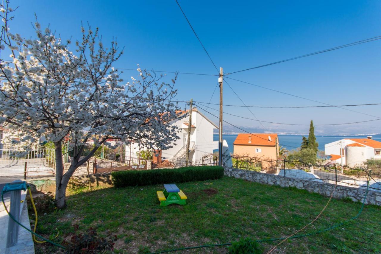 Apartments By The Sea Slatine, Ciovo - 1126 Trogir Exteriör bild