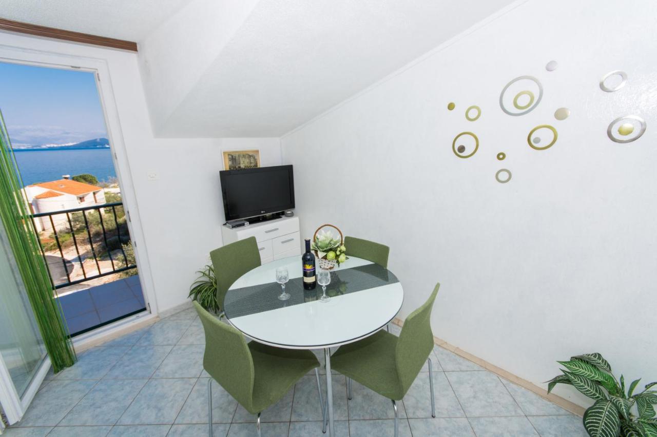Apartments By The Sea Slatine, Ciovo - 1126 Trogir Exteriör bild