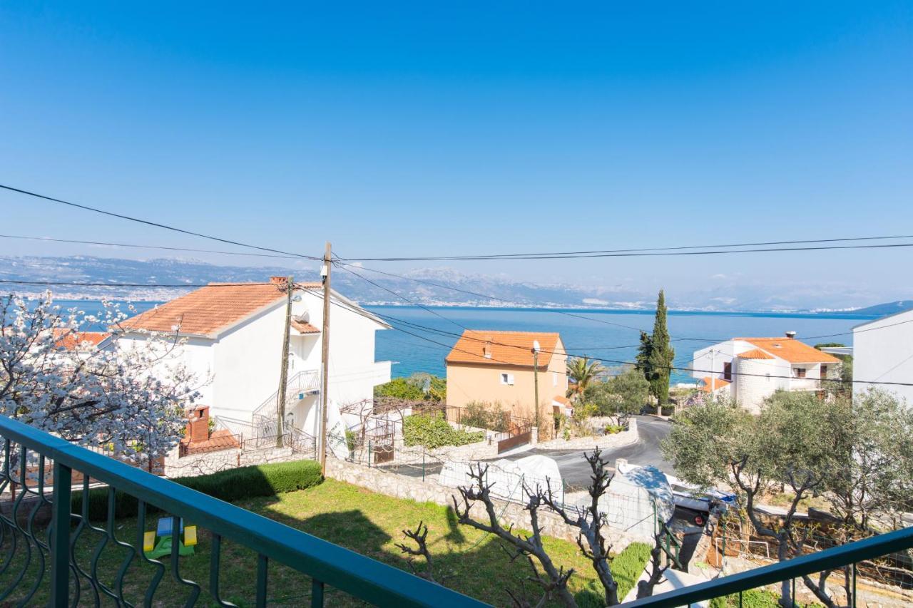 Apartments By The Sea Slatine, Ciovo - 1126 Trogir Exteriör bild